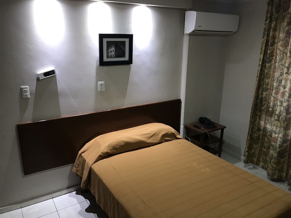 Oriente And Suites Hotel 34/67
