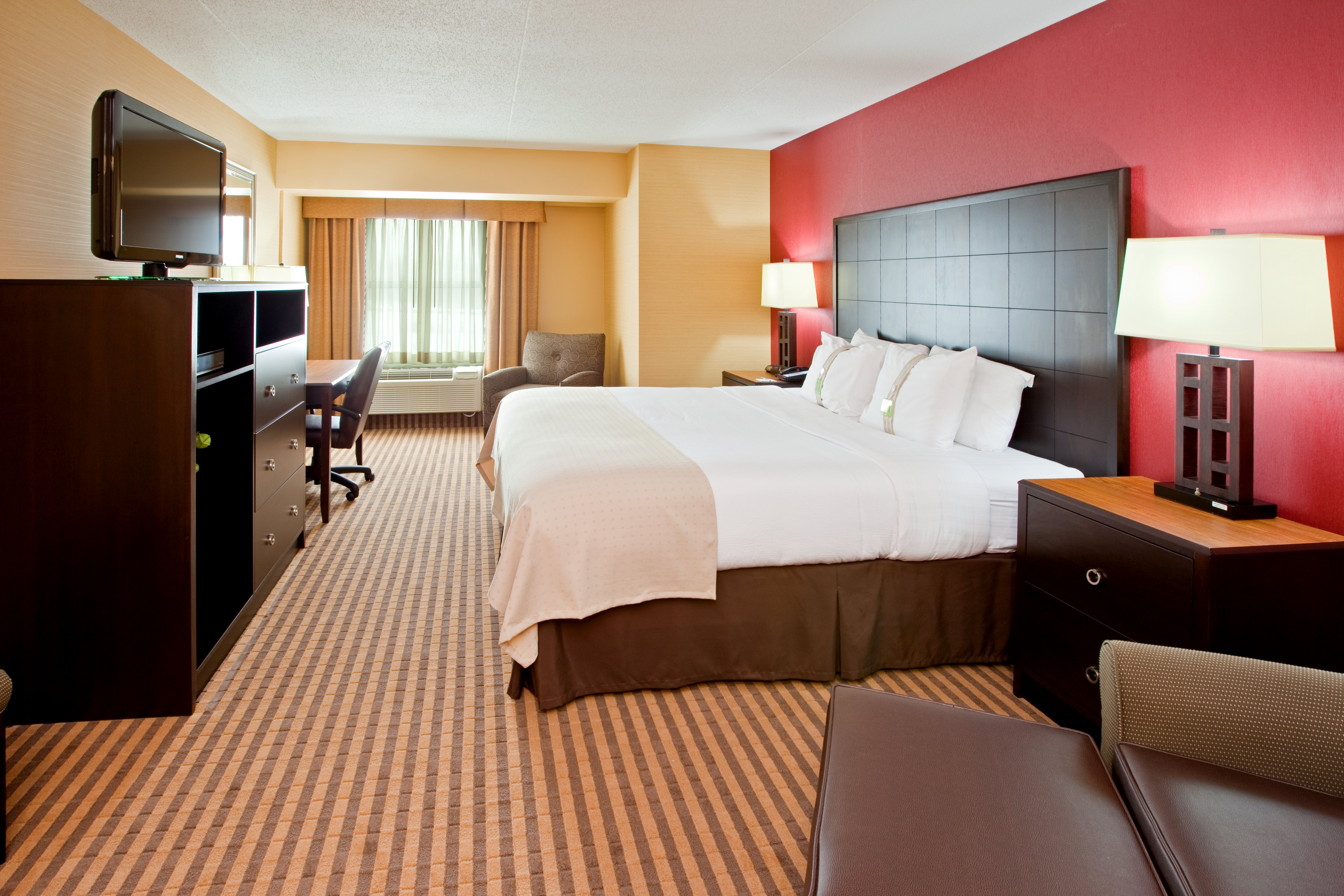 Holiday Inn Florence 24/60