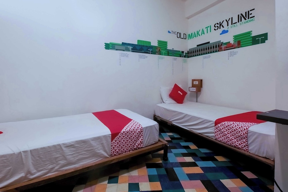 Junction Hostels 16/50