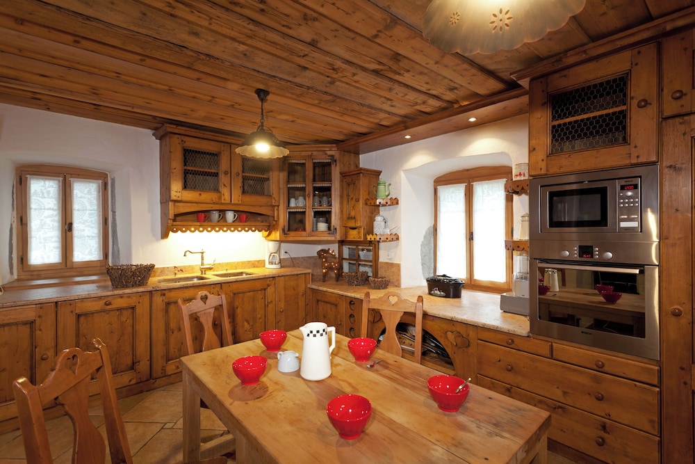 Hotel Spa Neige Et Roc Samoens 62/77