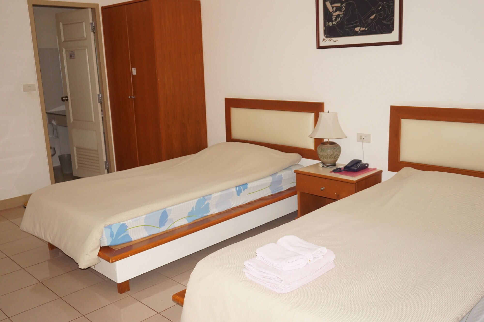 STANDARD, TWIN BEDS