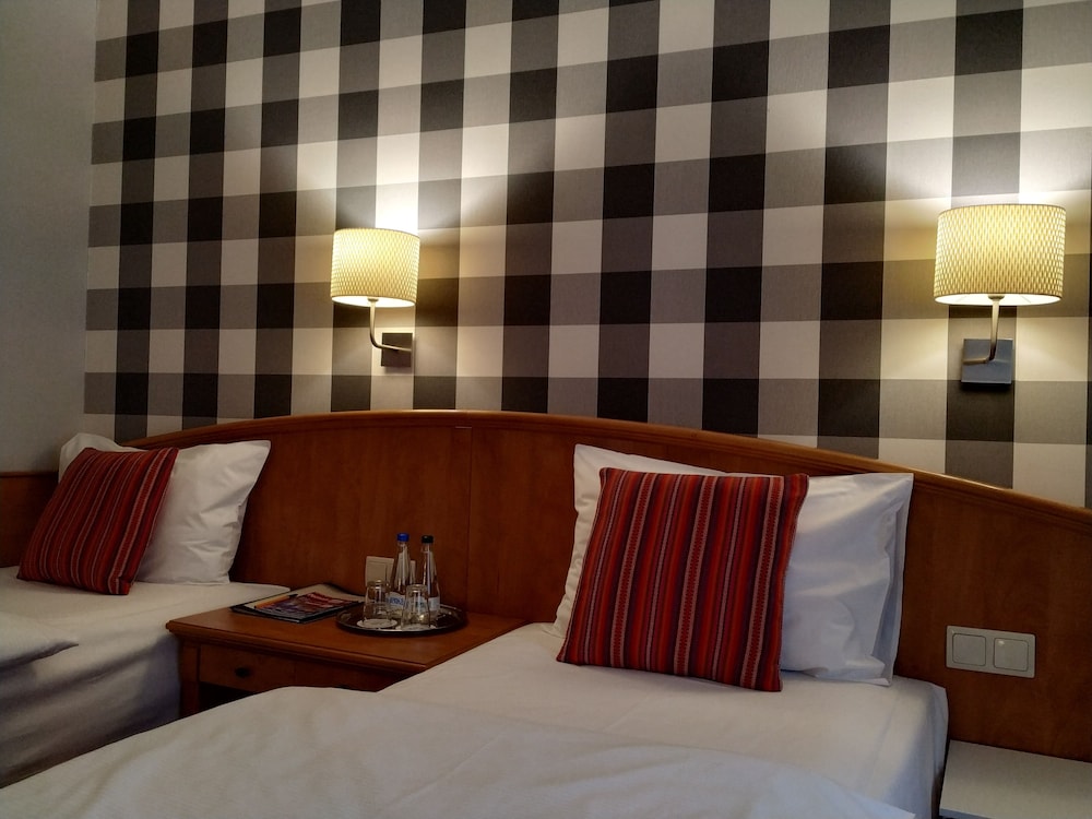 Hotel Stare Miasto Old Town 27/67