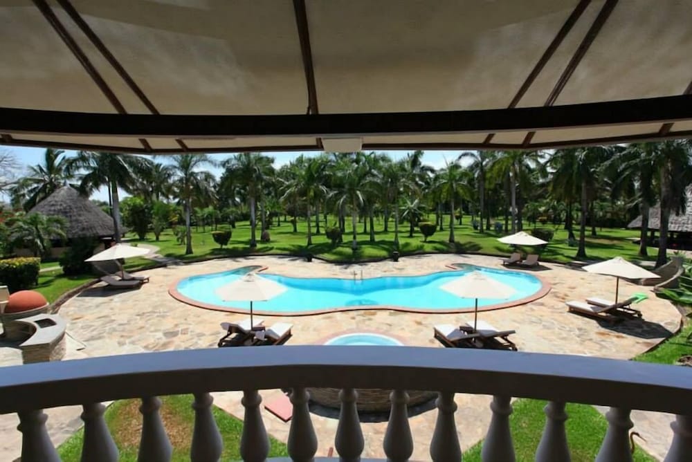 Sunset Villa Diani 49/50