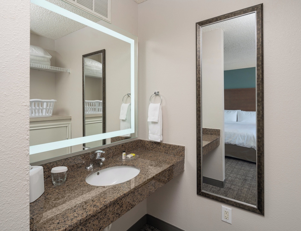 جناح استوديو بسريرين كوين بمطبخ، STAYBRIDGE SUITES DENVER TECH CENTER 2/3