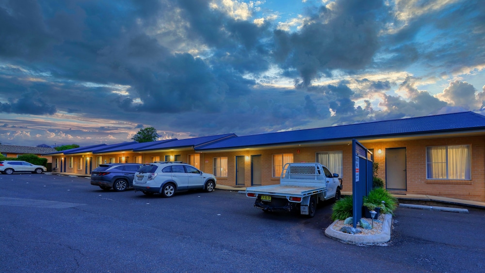 Edward Parry Motel & Apartments 48/57