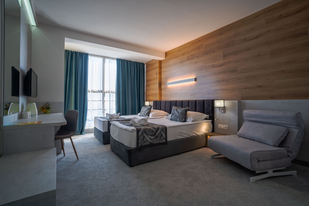 Havana Casino Hotel And Spa 14/42