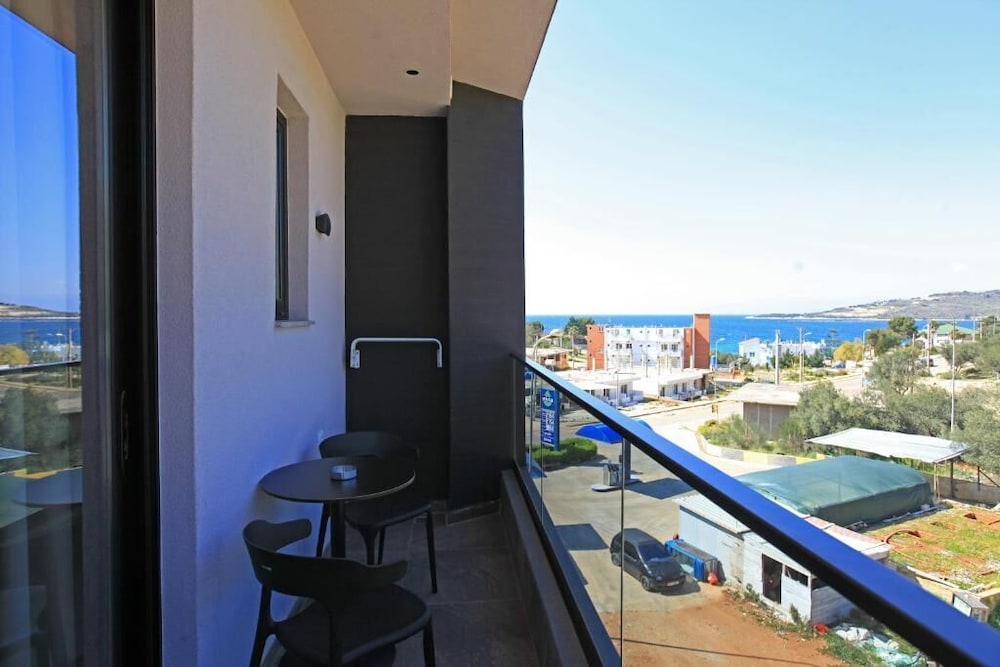 Hotel Citrus 30/37