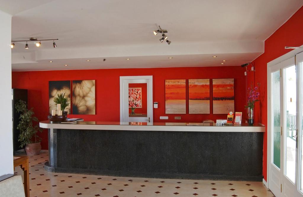Los Pueblos Apartments 5/55