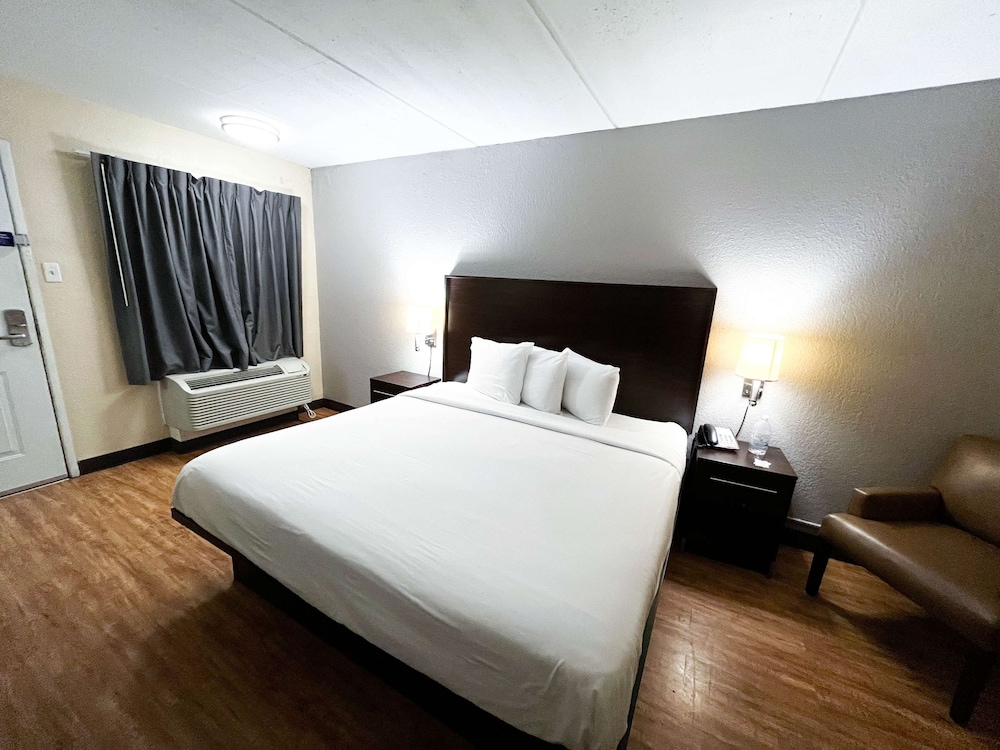 Motel6 San Antonio, TX – I-35 North Corridor 25/37
