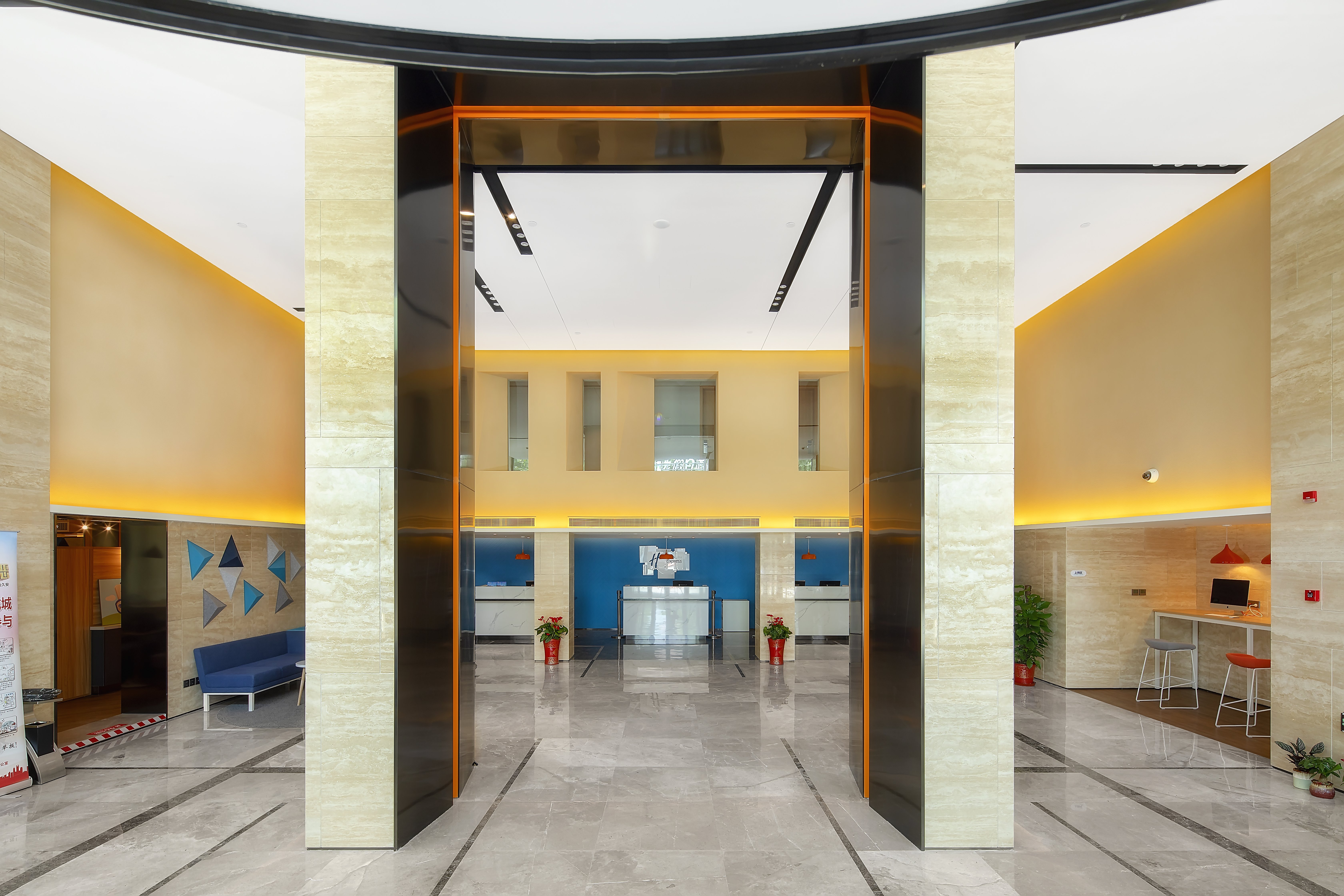 Holiday Inn Express Shanghai Chongming 6/25