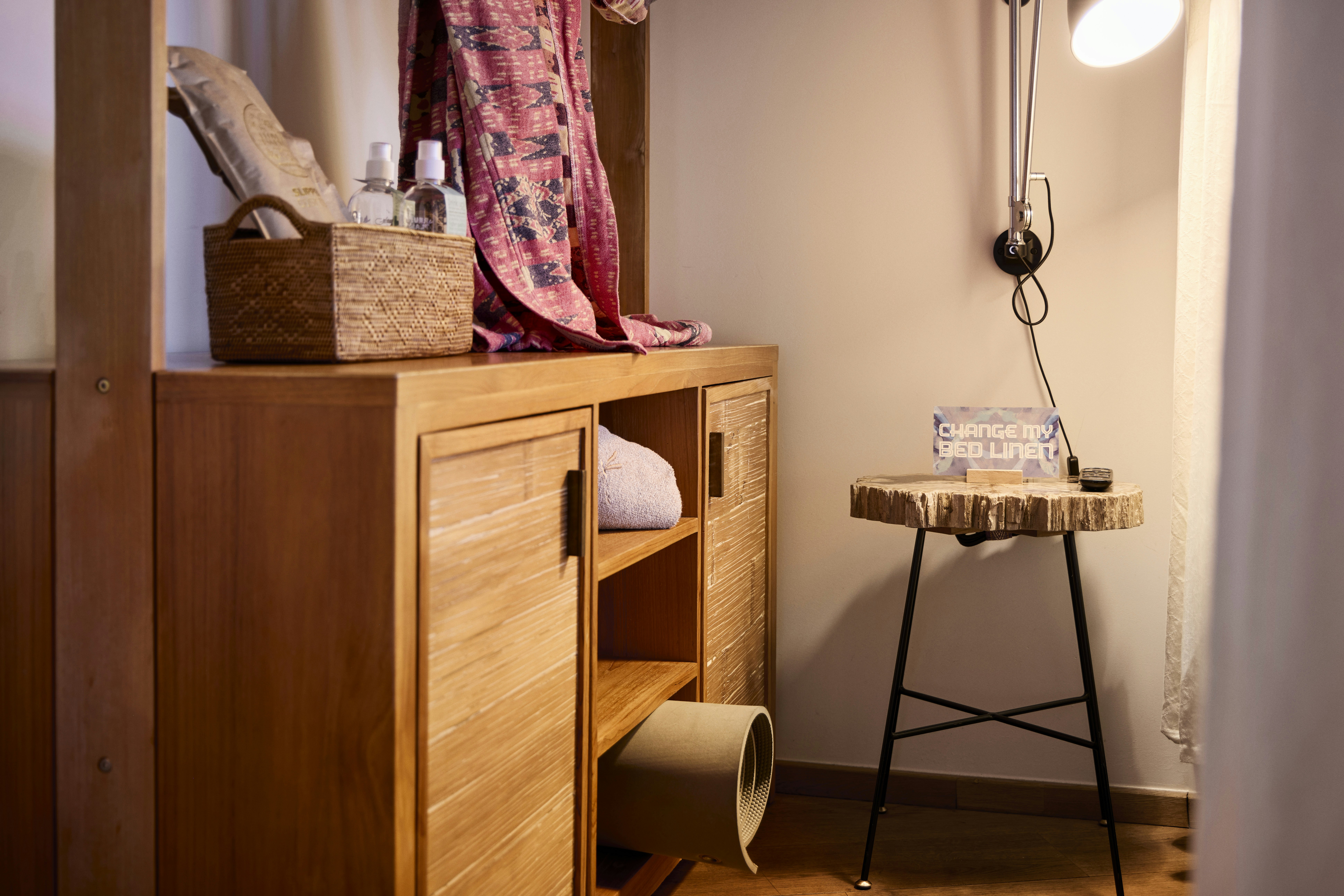 Manon Les Suites Guldsmeden 4/42