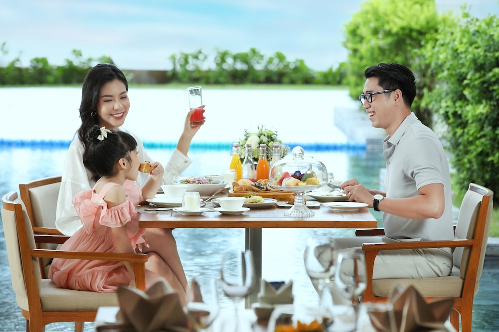 Flc Luxury Resort Samson 64/77