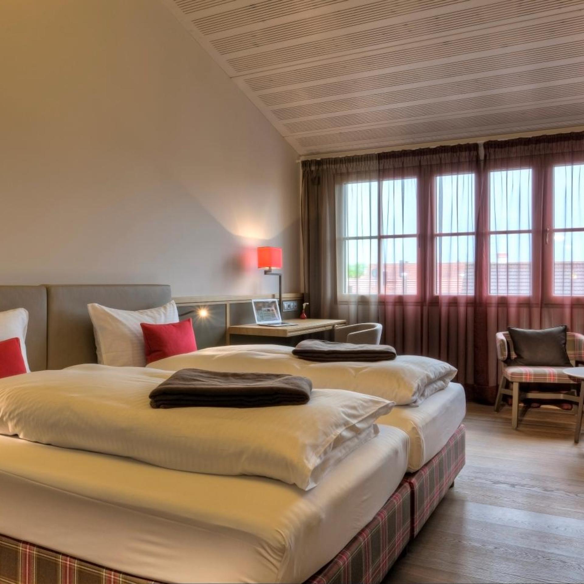 Deluxe, Double Bed