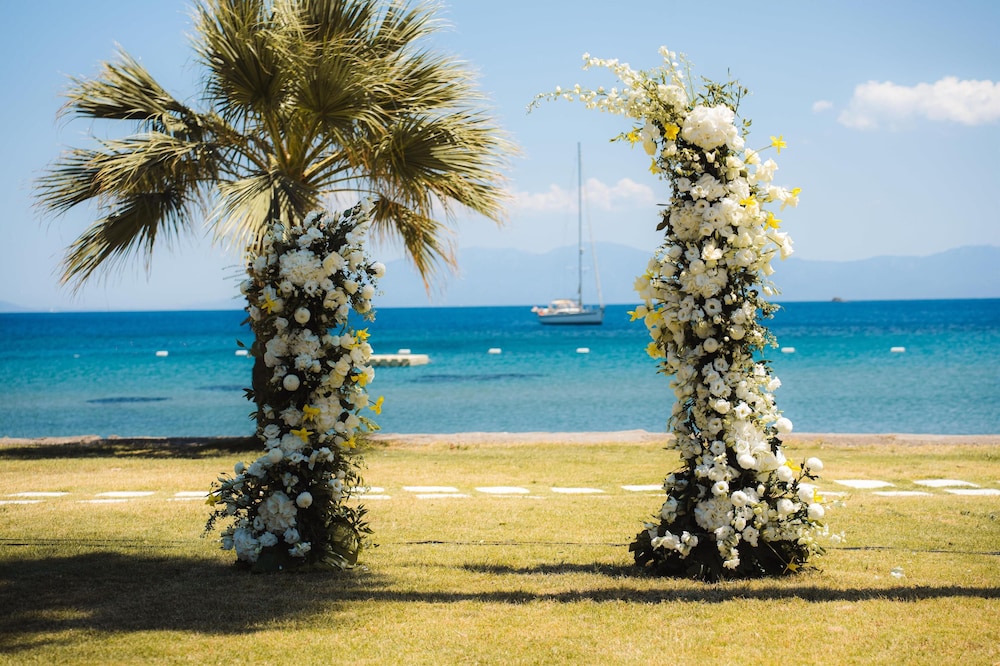 Radisson Collection Hotel Bodrum 71/75