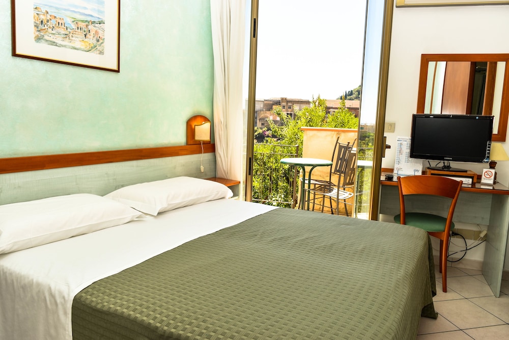 Hotel Condor 28/71