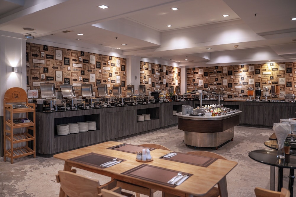Heeton Concept Hotel Pattaya by Compass Hospitality 32/49