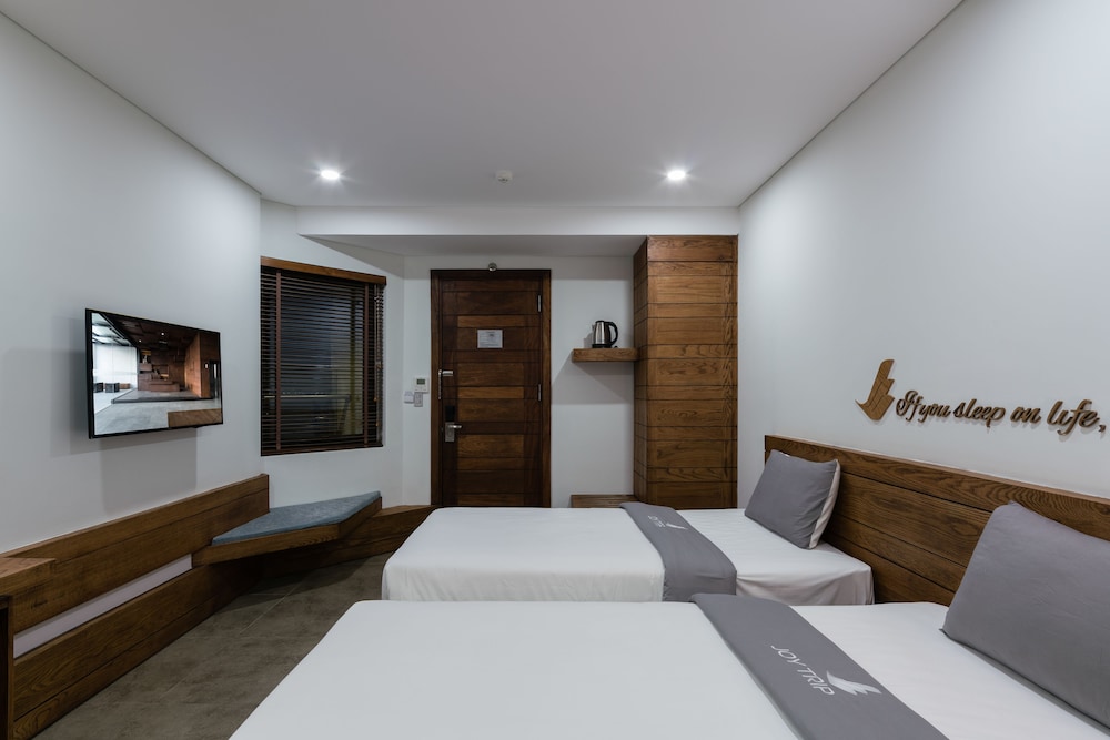 Joy Trip Hotel 35/77