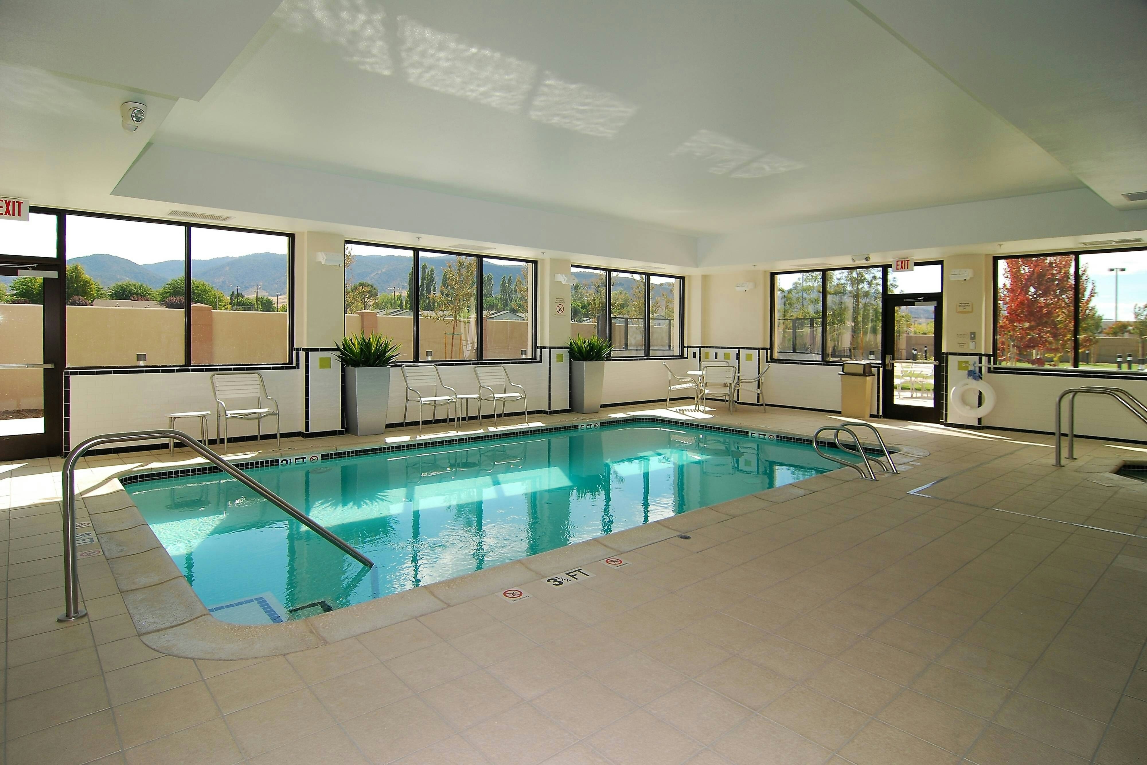 Fairfield Inn Suites By Marriott Tehachapi 4/11