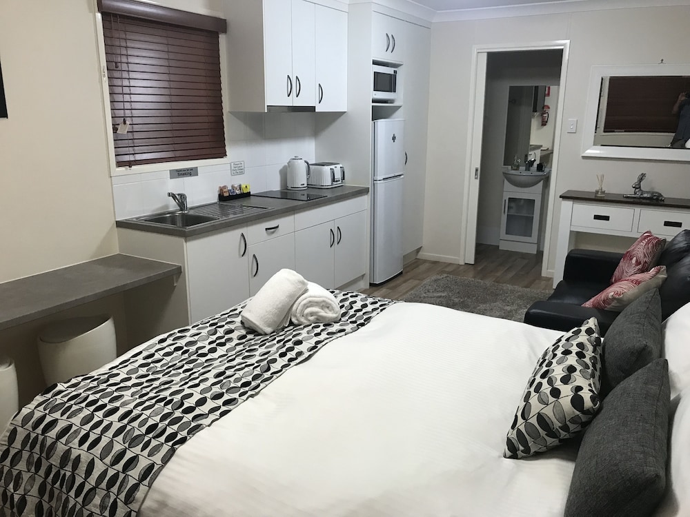 Tasman Holiday Parks - Torquay Palms 15/50