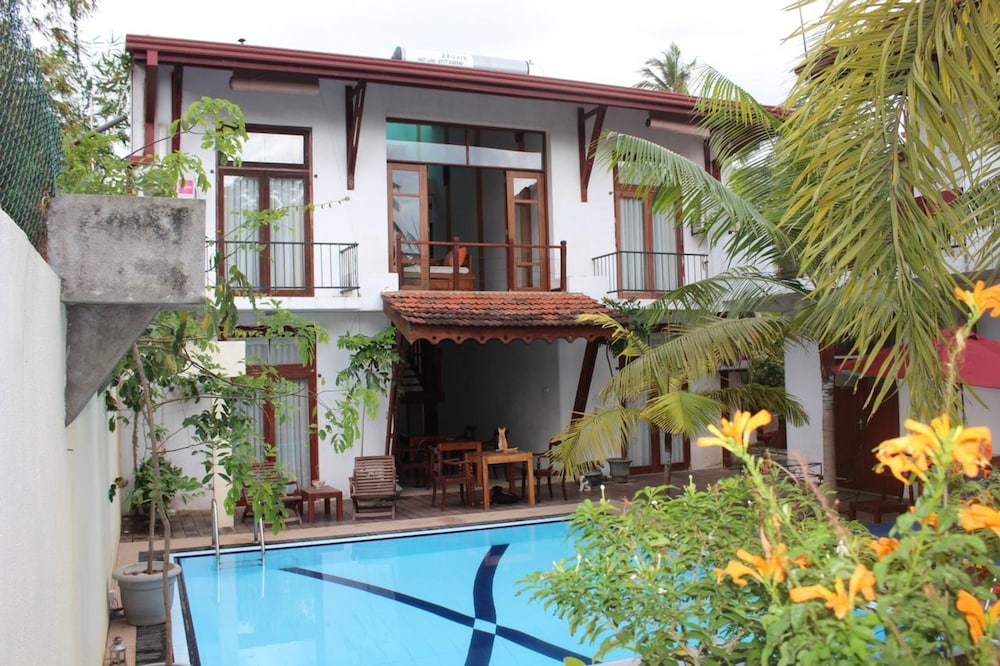 Kapuru Hotel Villa 2/36