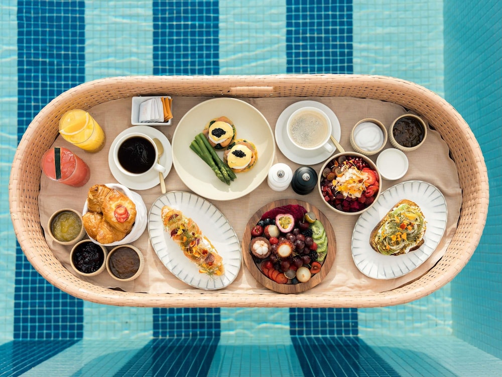 SO/ Maldives 57/69