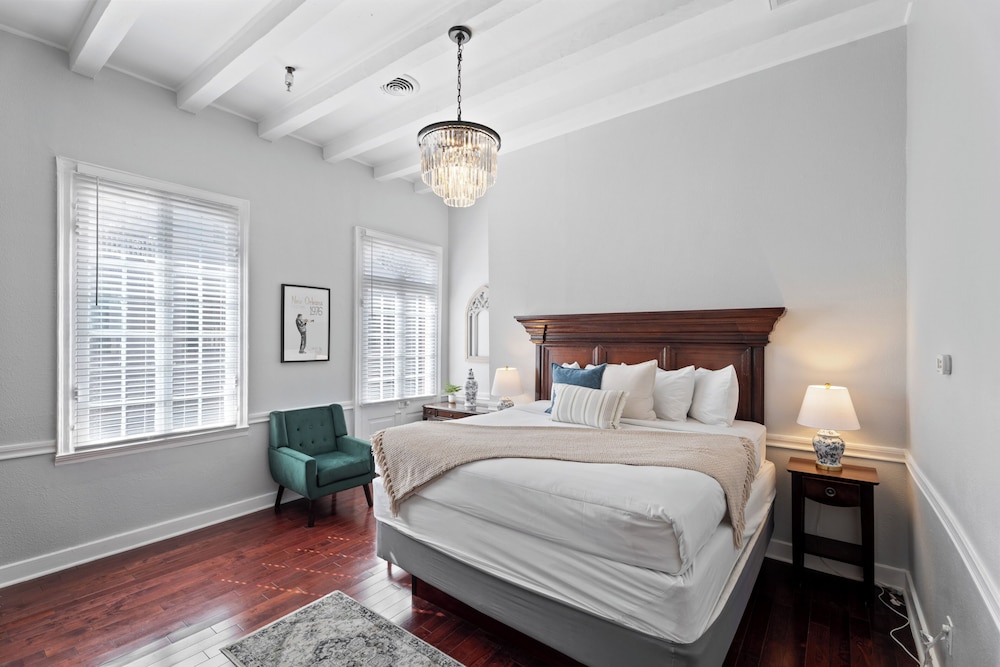 Hotel St Pierre French Quarter 33/78