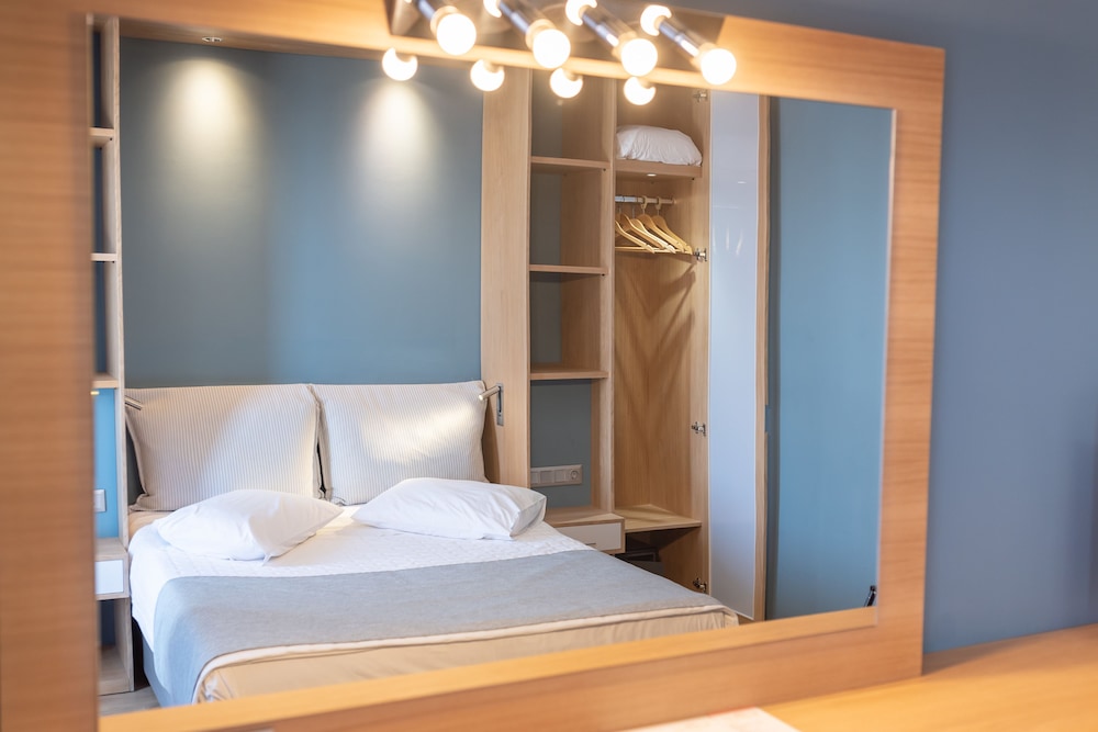Heliotrope Boutique and Resort Hotels 16/65