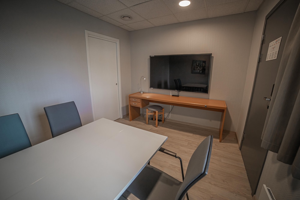 Sandefjord Motor Hotel 24/25