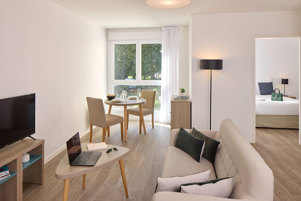 Quality Aparthotel St-Quentin en Yvelines 17/23