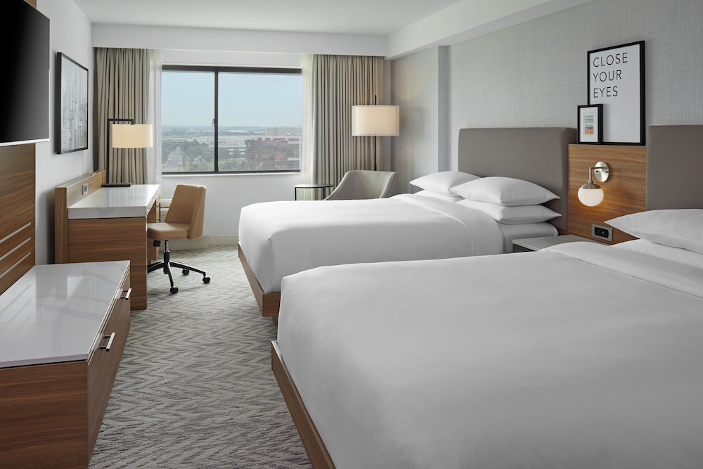 Delta Hotels by Marriott Toronto Markham 8/42