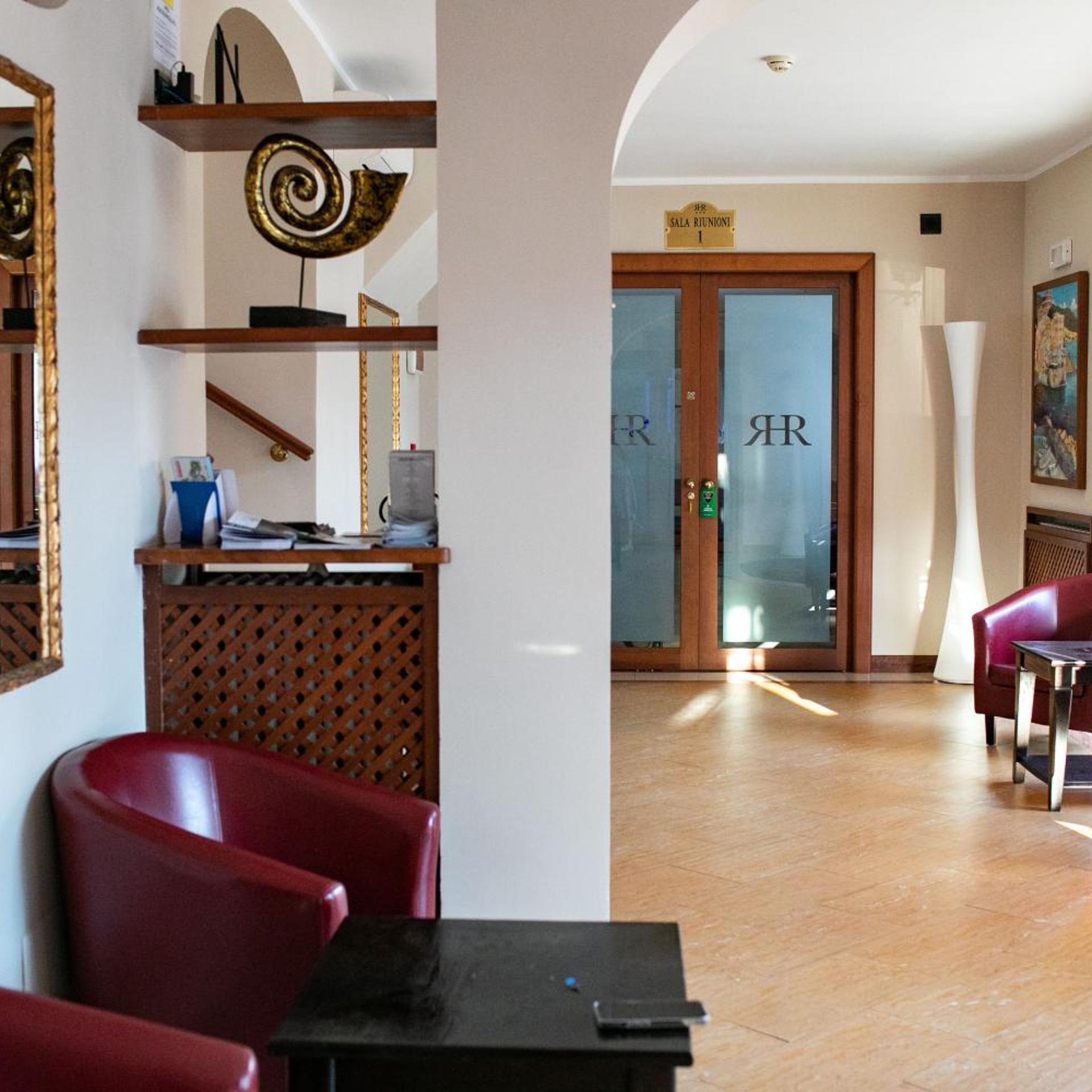 Rex Hotel Residence 11/50