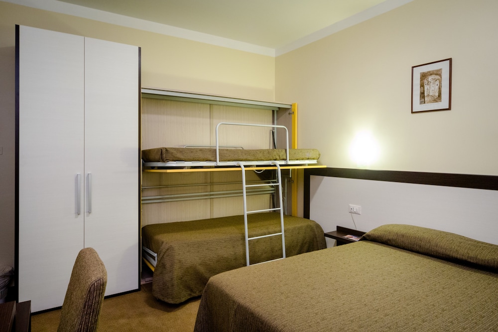 Hotel Boccascena 17/71