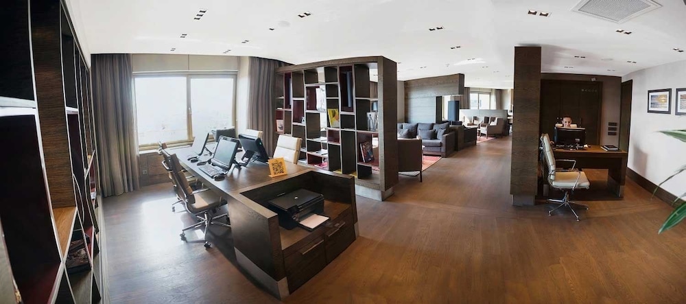 Surmeli Istanbul Hotel 45/72