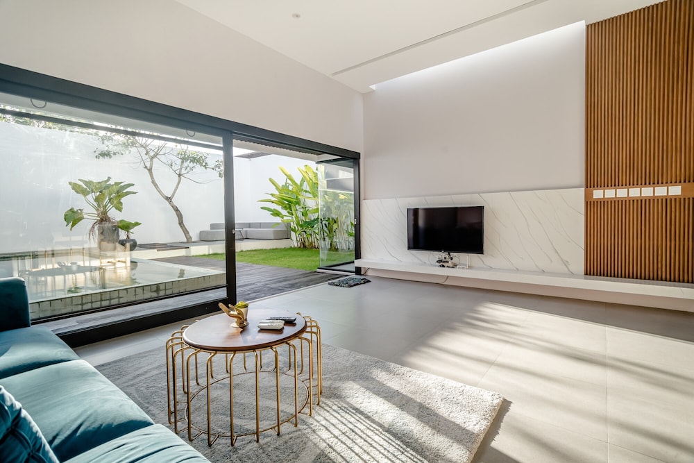 Mile Stone Villa 27/35