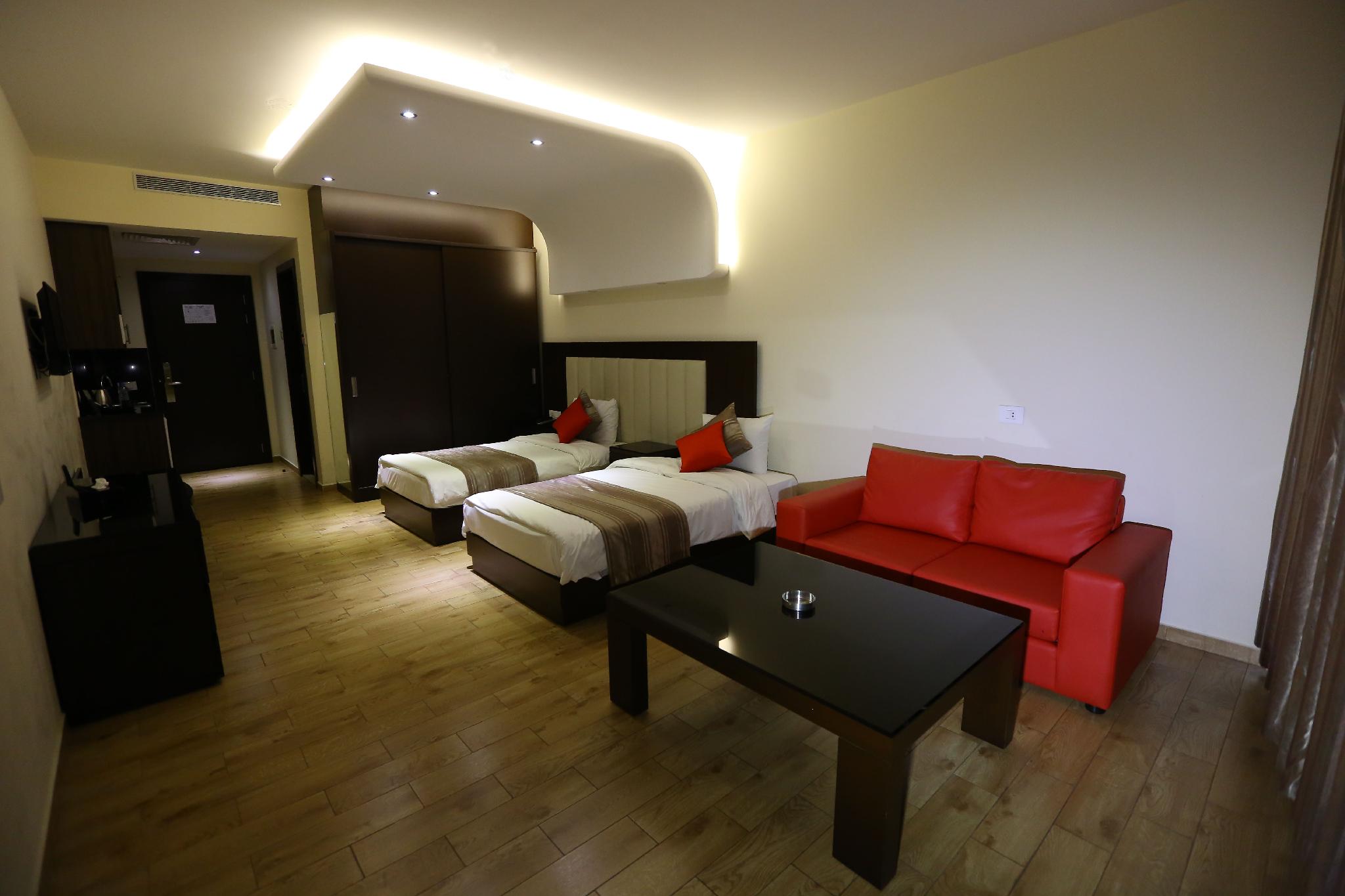 Executive Twin Room: