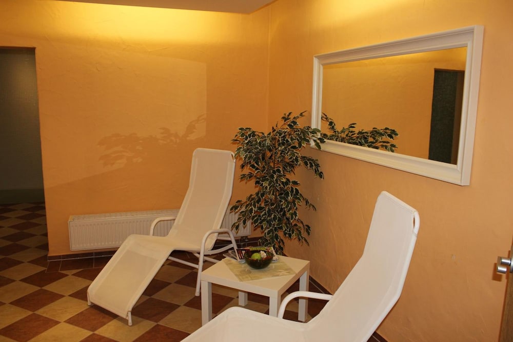 Landhotel Dresden 32/50