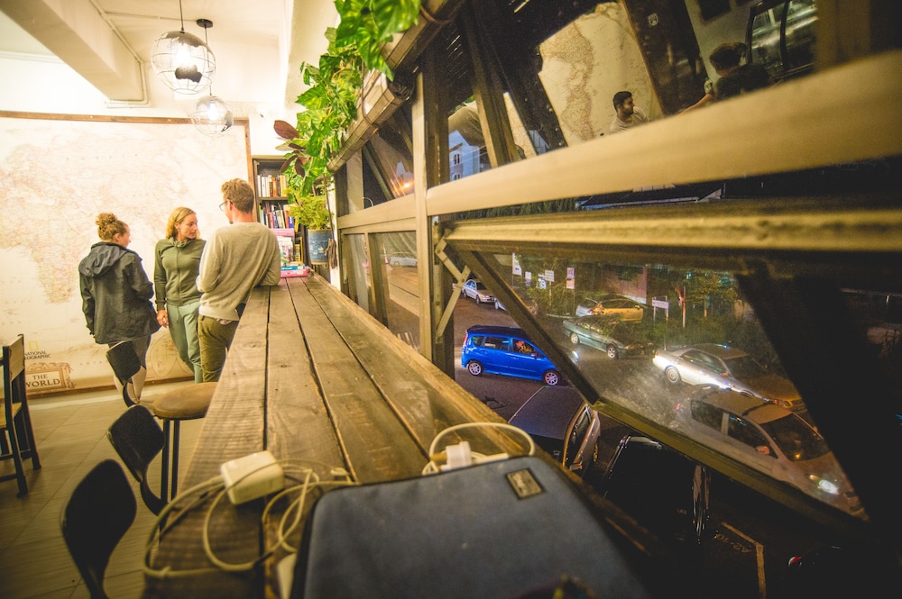 Traveller Bunker Hostel 34/45
