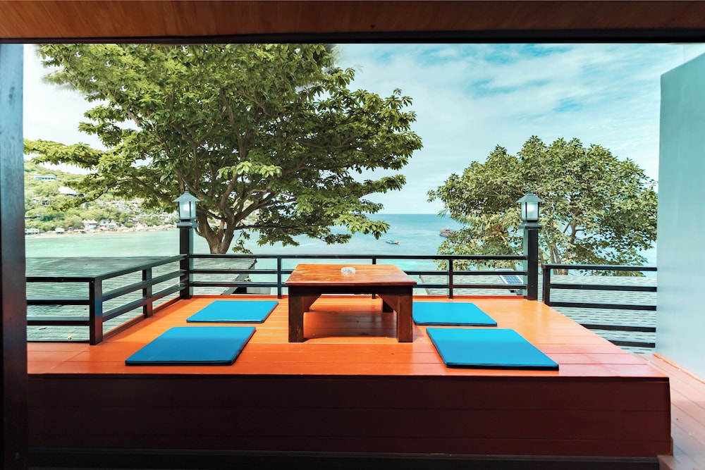 Taatoh Seaview Resort 37/50