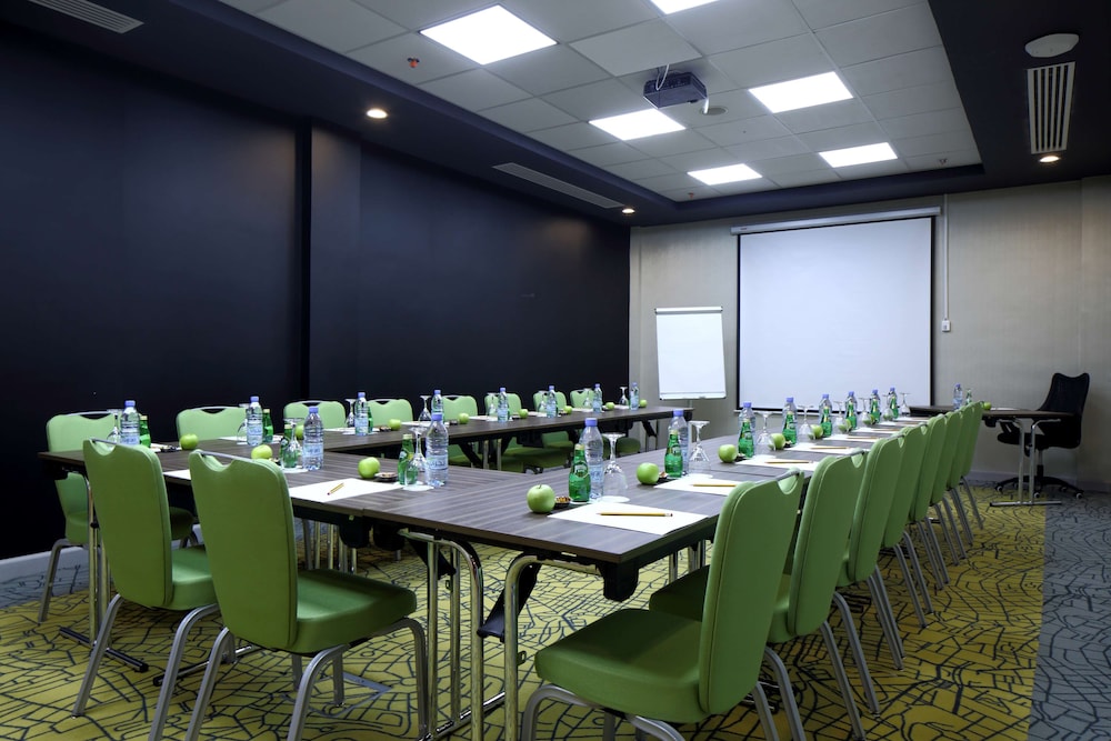 بارك إن باي راديسون نجران(Park Inn by Radisson Najran) 58/66