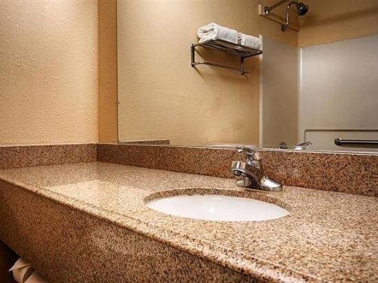 Express Inn West Memphis 13/14