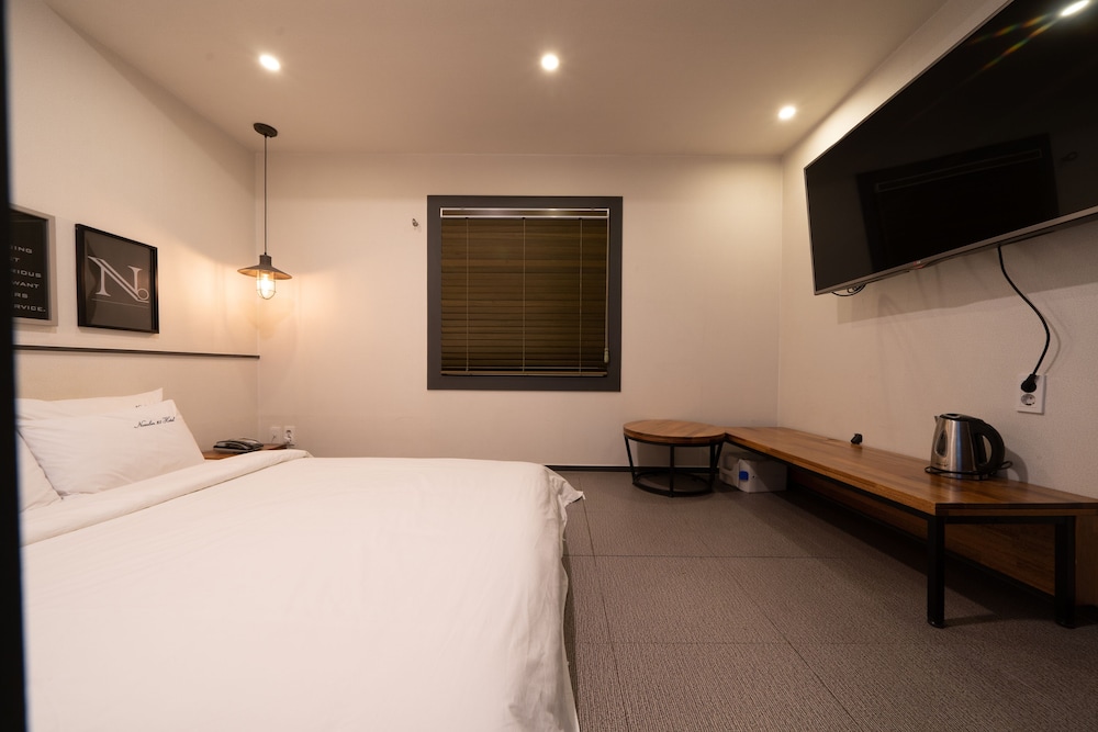 No.25 Hotel 4/75