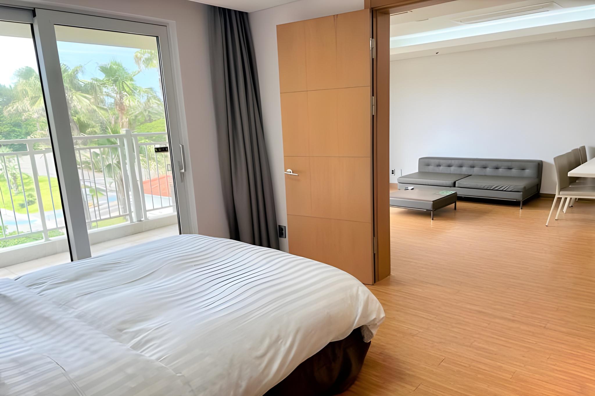 Premier, Suite, Double Bed, Kitchen