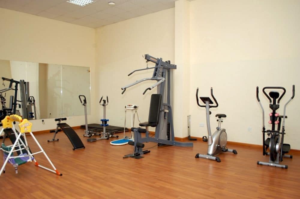Oakspring Hotel &amp; Luxury Suites 34/50