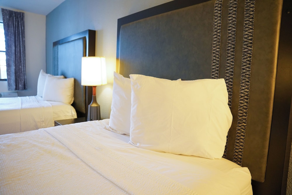 Horizon Inn & Suites photo5