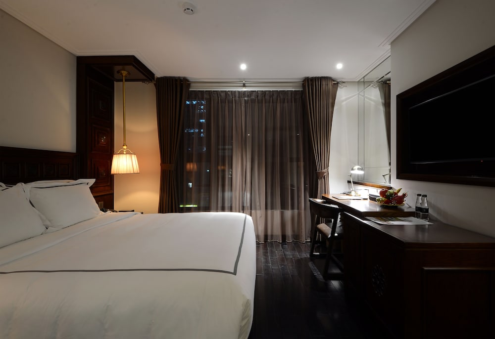 Le Jardin Hotel Haute Couture 35/76