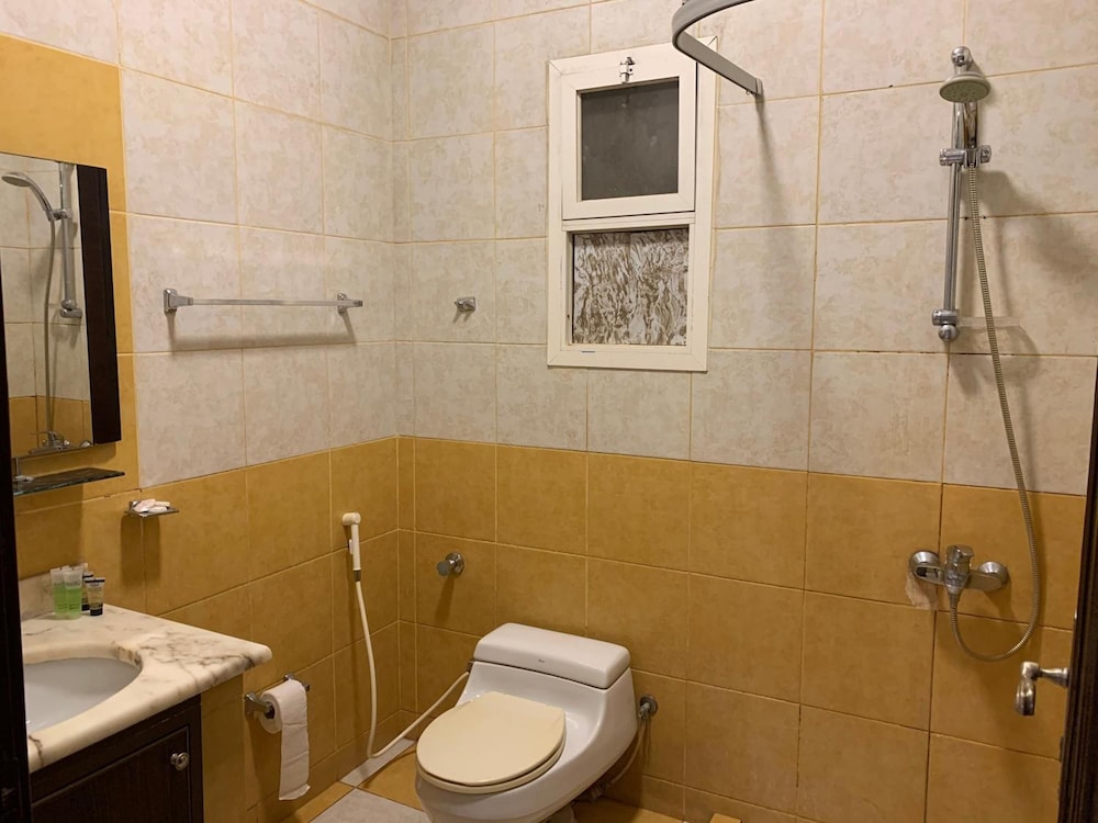 دلمون جدة للوحدات السكنية(Delmon Hotel Jeddah) 8/31