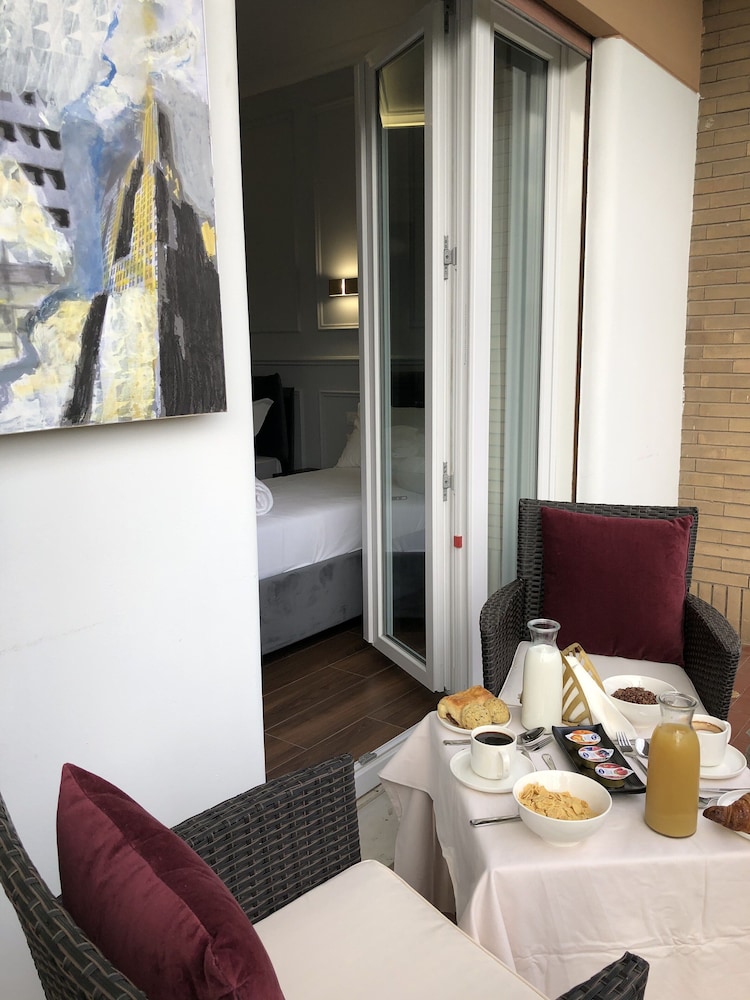 Unicum Roma Suites 21/50
