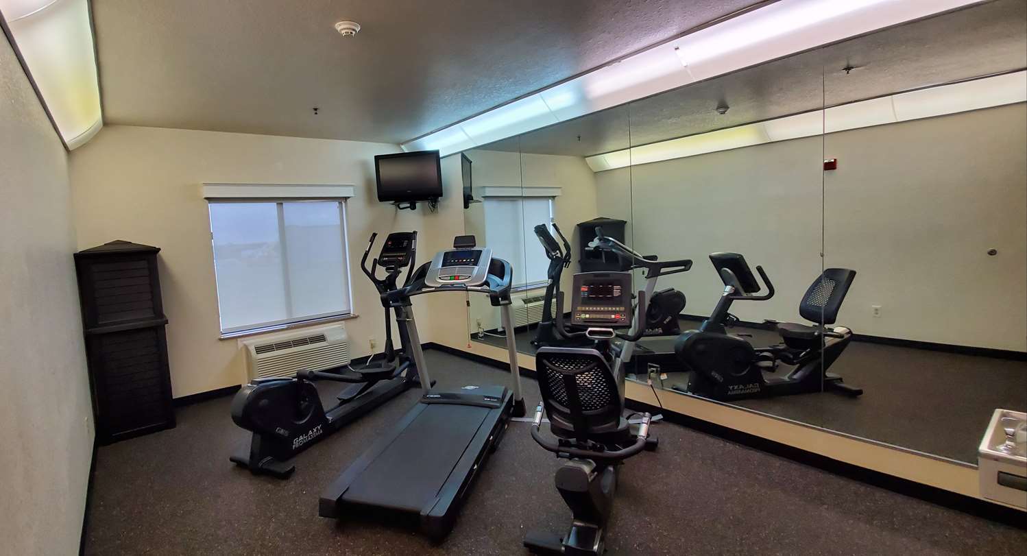 Best Western Executive Inn and Suites 17/29