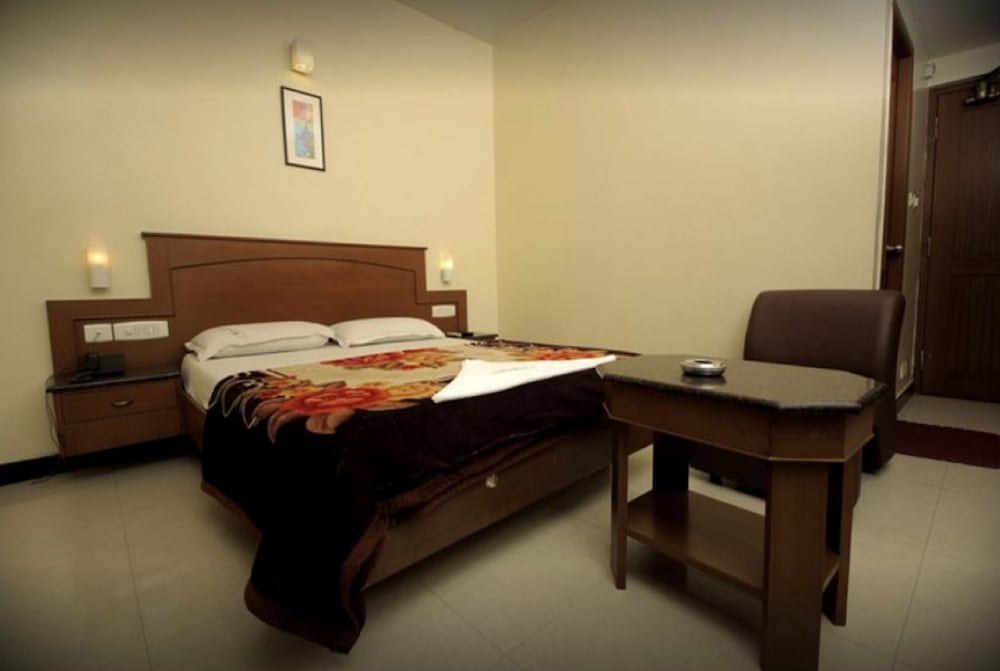 STANDARD, DOUBLE BED, CITY VIEW, ACCESSIBLE