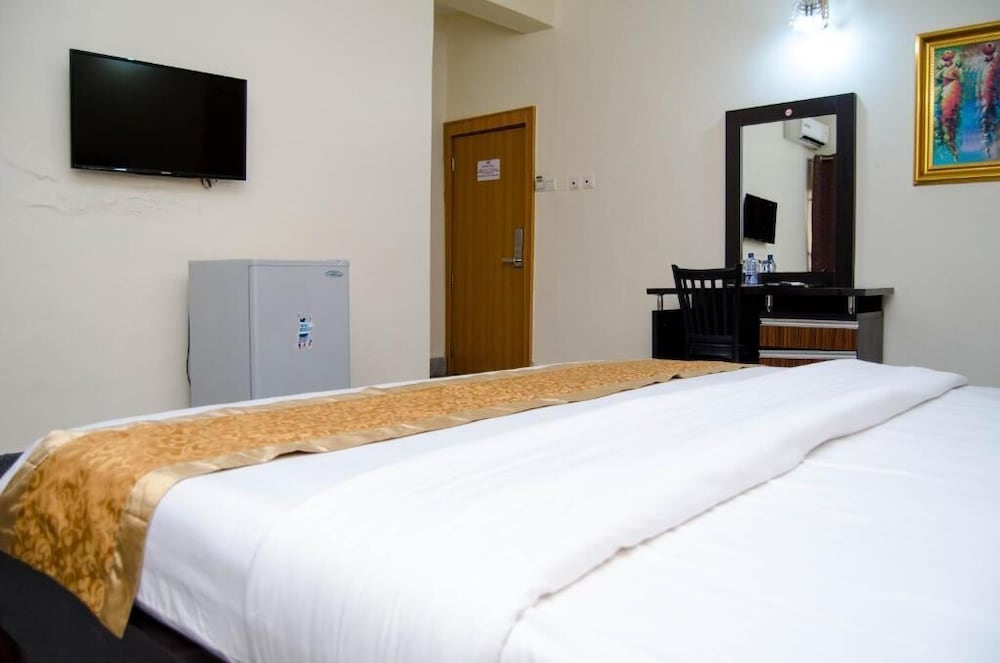 Residency Hotel Area 11 10/46
